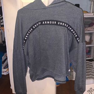Cropped UA Hoodie